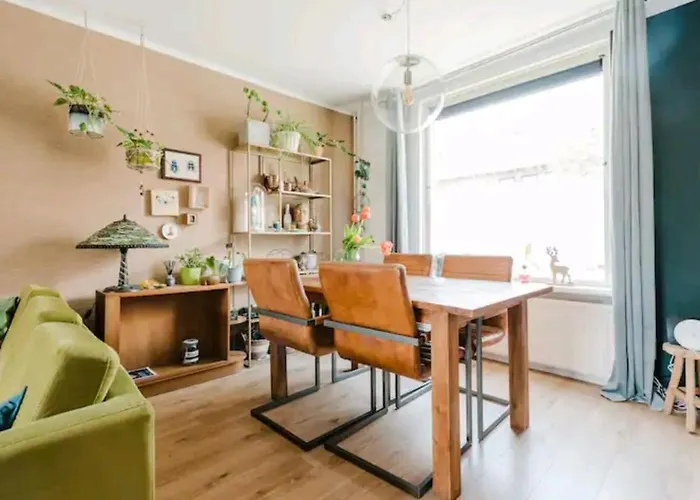 Δωμάτια σε οικογενειακή κατοικία Casa Suzanne *